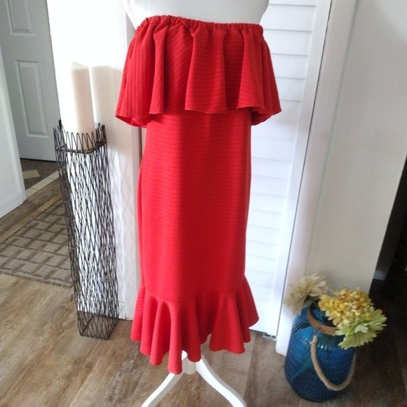 NWT LuLaRoe Cici On or Off shoulder ruffle chest red dress Sz M - Picture 4 of 7